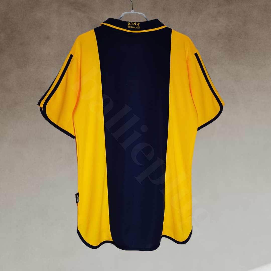 Ajax Away 2000-2001