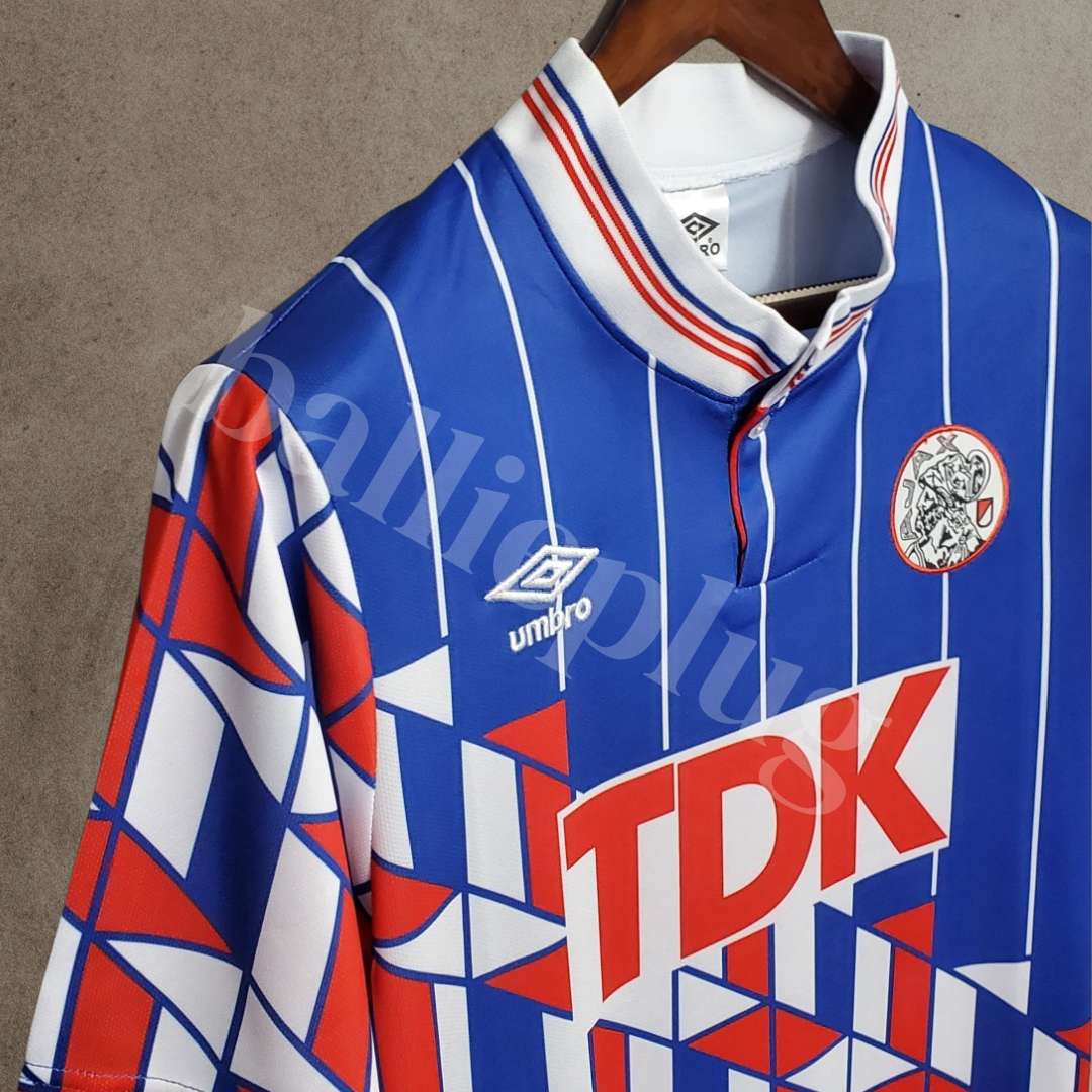 Ajax Away 1989-1990