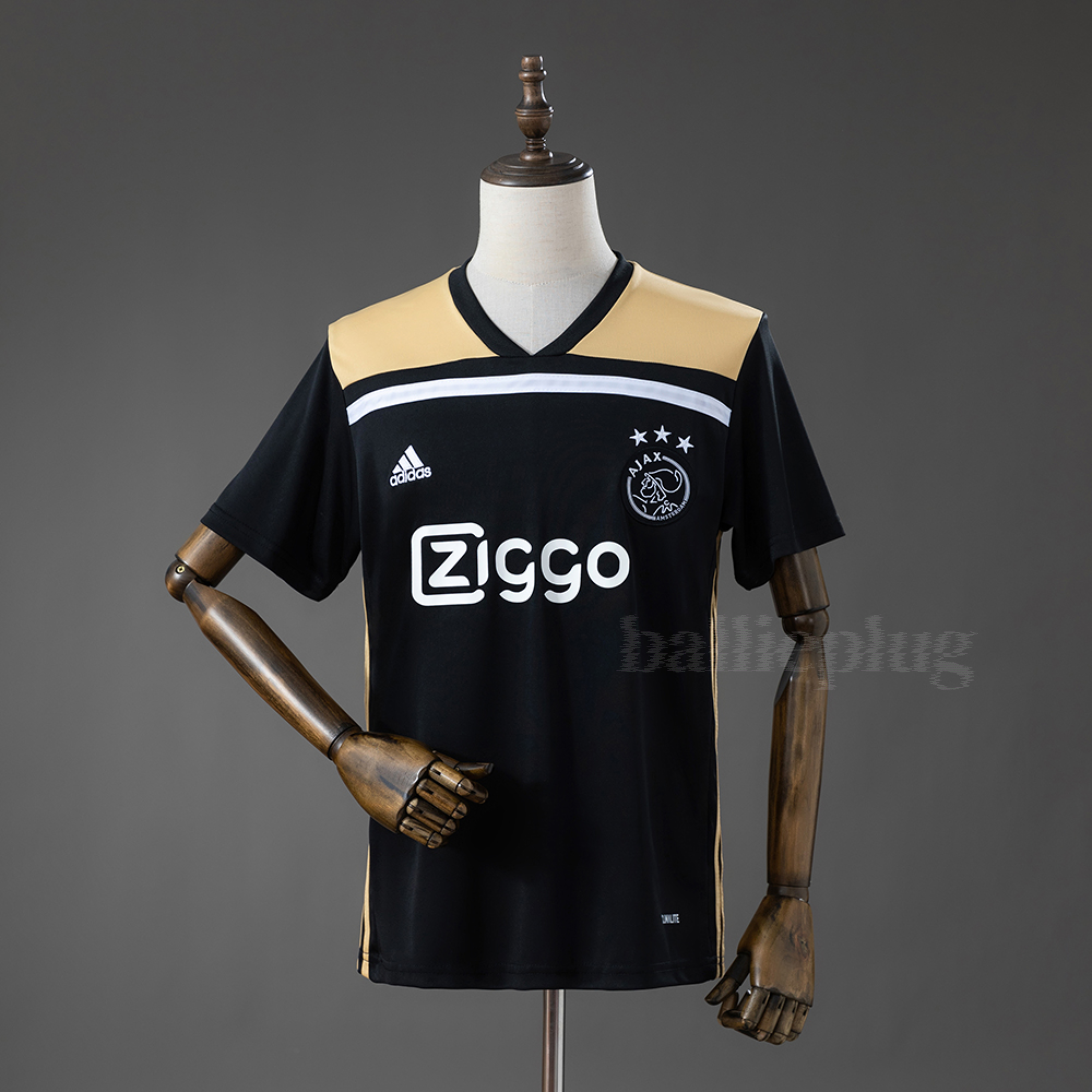 Ajax Away 2018-2019