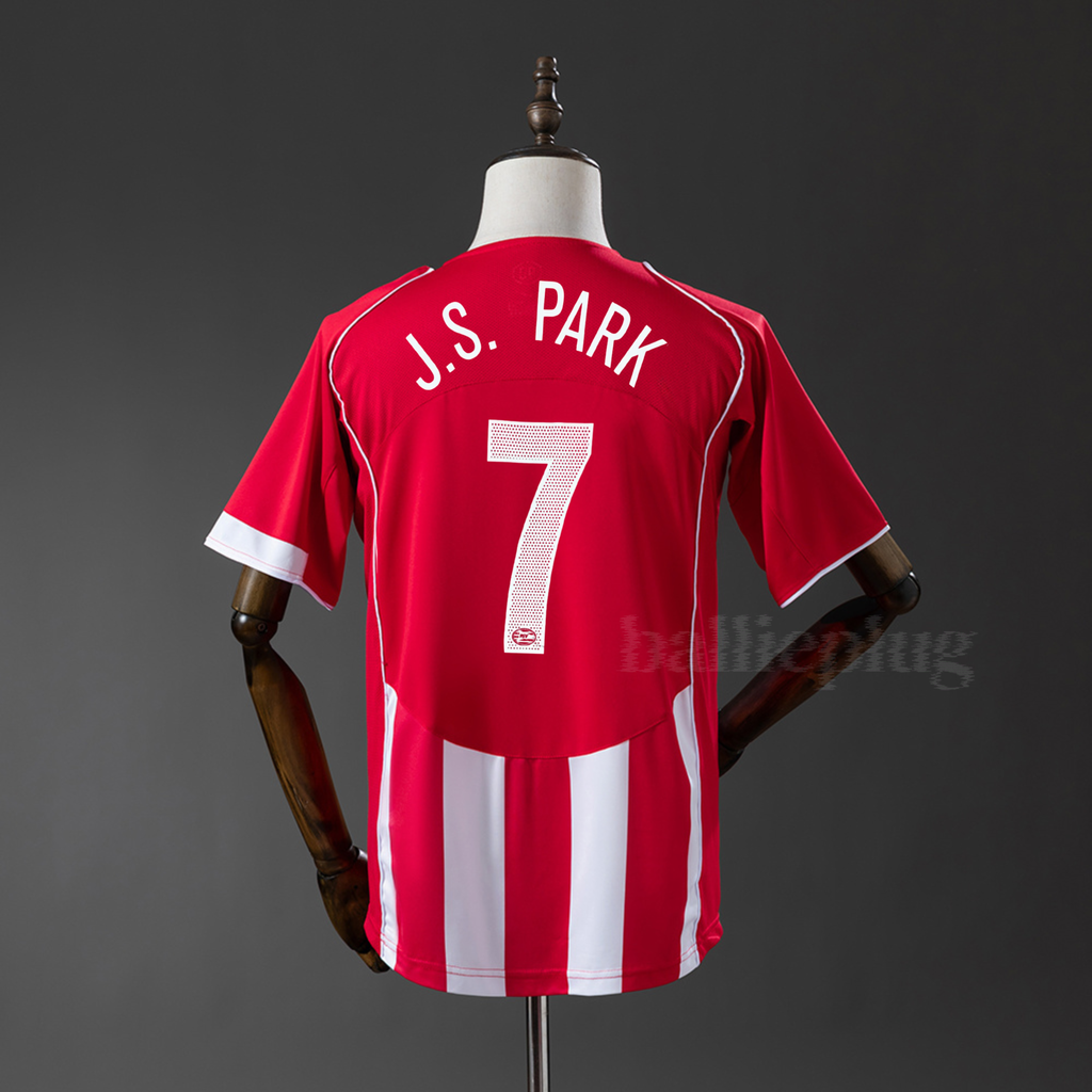 PSV Home 2004-2005