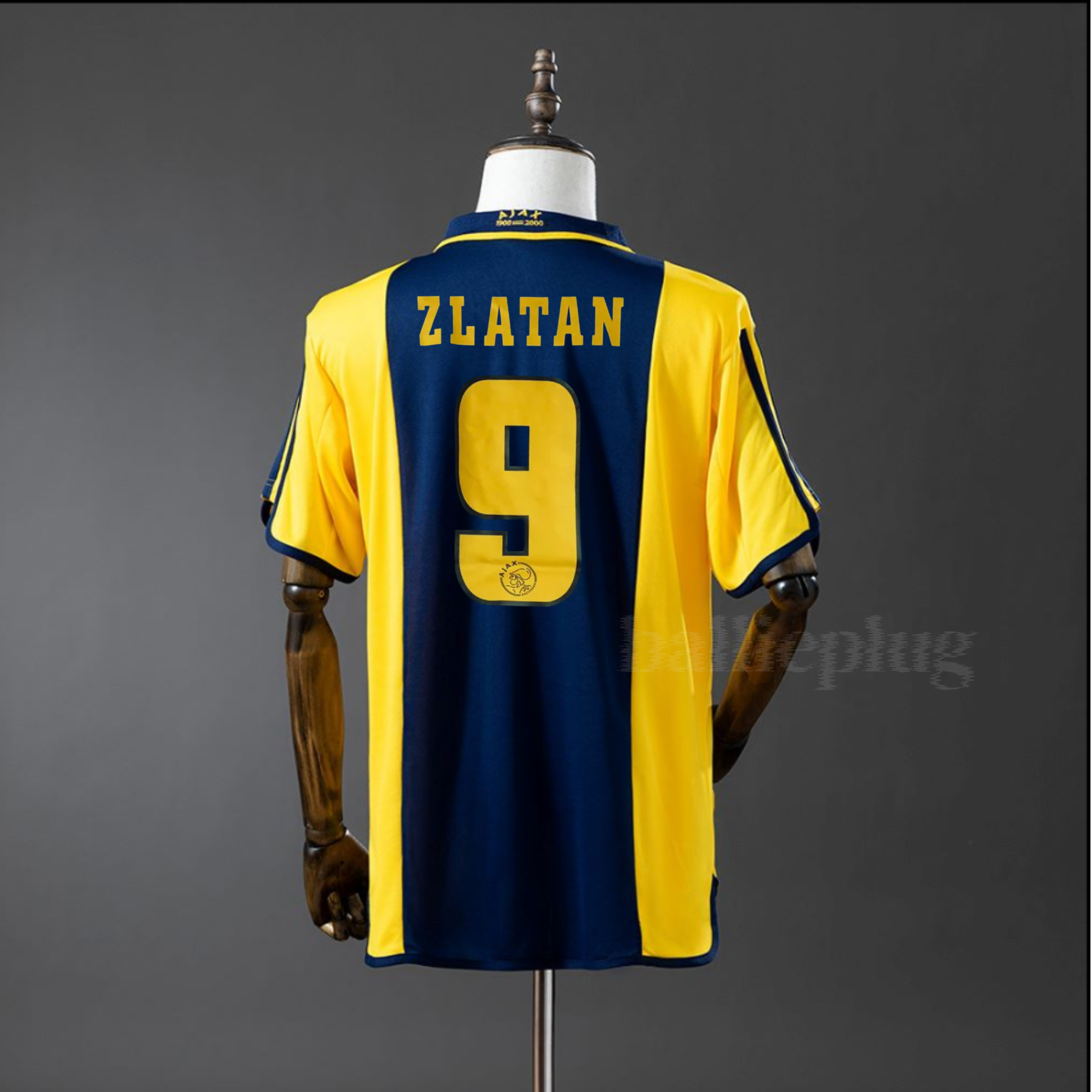 Ajax Away 2000-2001